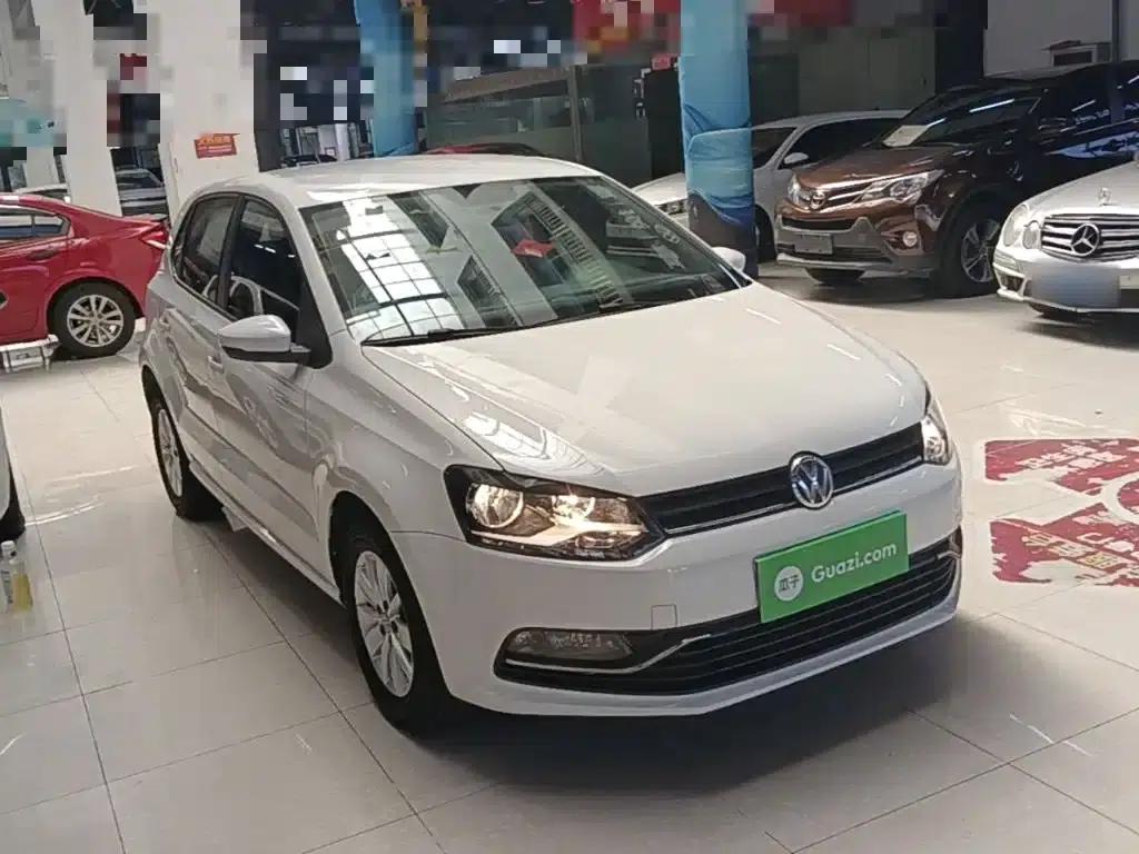 2016 Polo 1.4L Automatic Fashion Edition — миниатюра 4