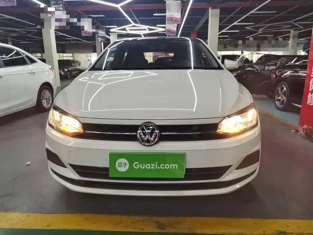 2019 Polo Plus 1.5L Automatic Colorful Technology Edition — миниатюра 3