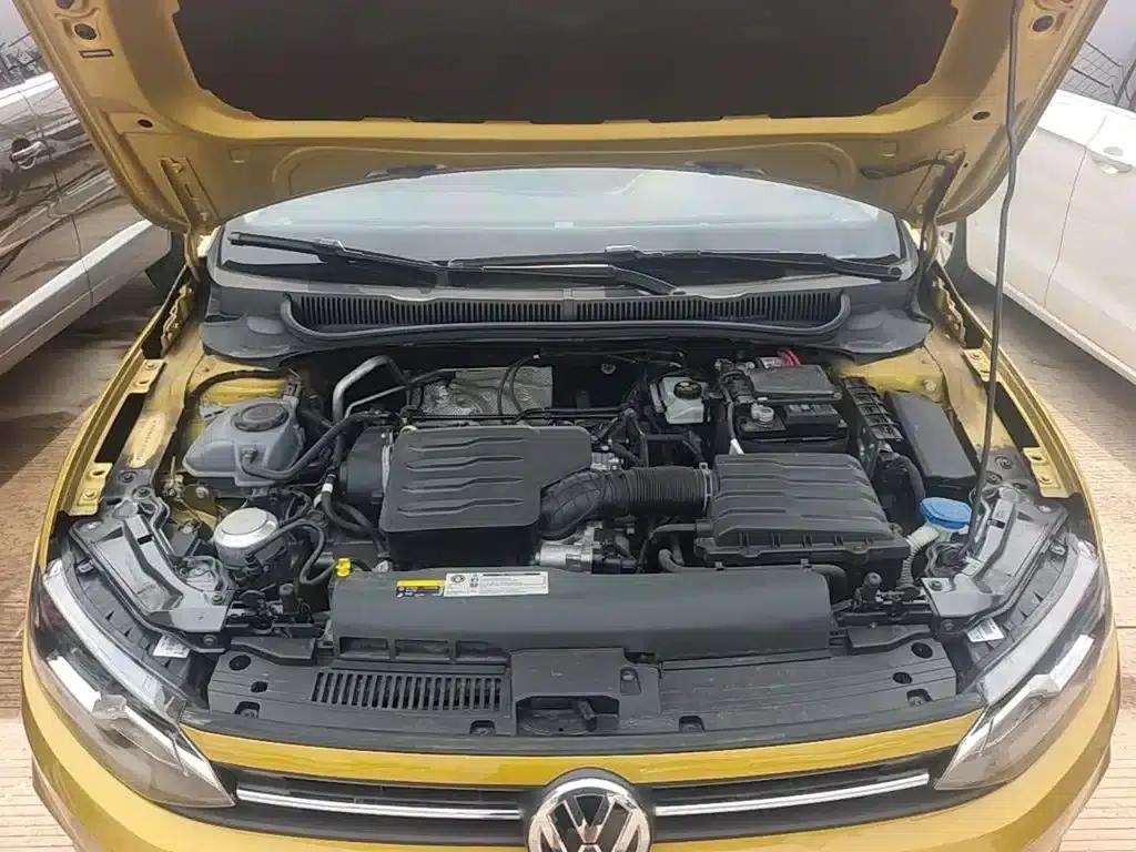 2019 Polo Plus 1.5L Automatic Colorful Technology Edition — миниатюра 20