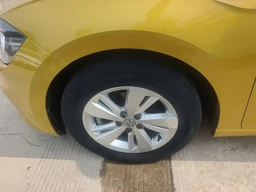 2019 Polo Plus 1.5L Automatic Colorful Technology Edition — миниатюра 23