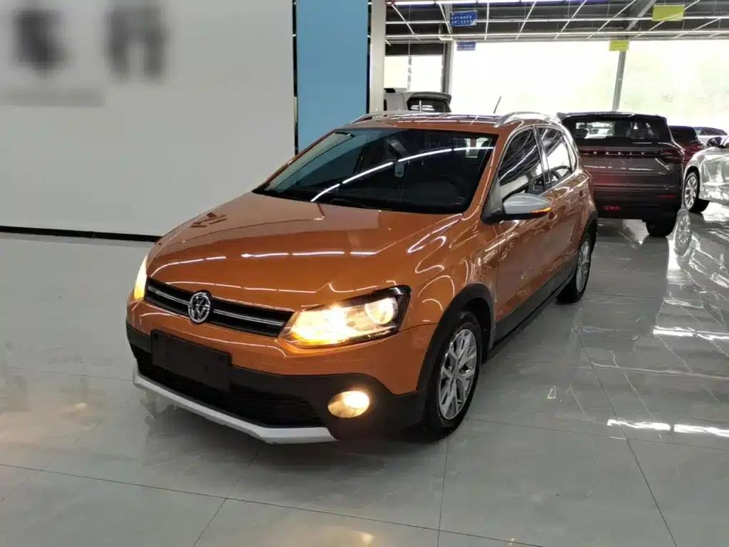 2016 Polo 1.6L Cross Polo Automatic — миниатюра 1