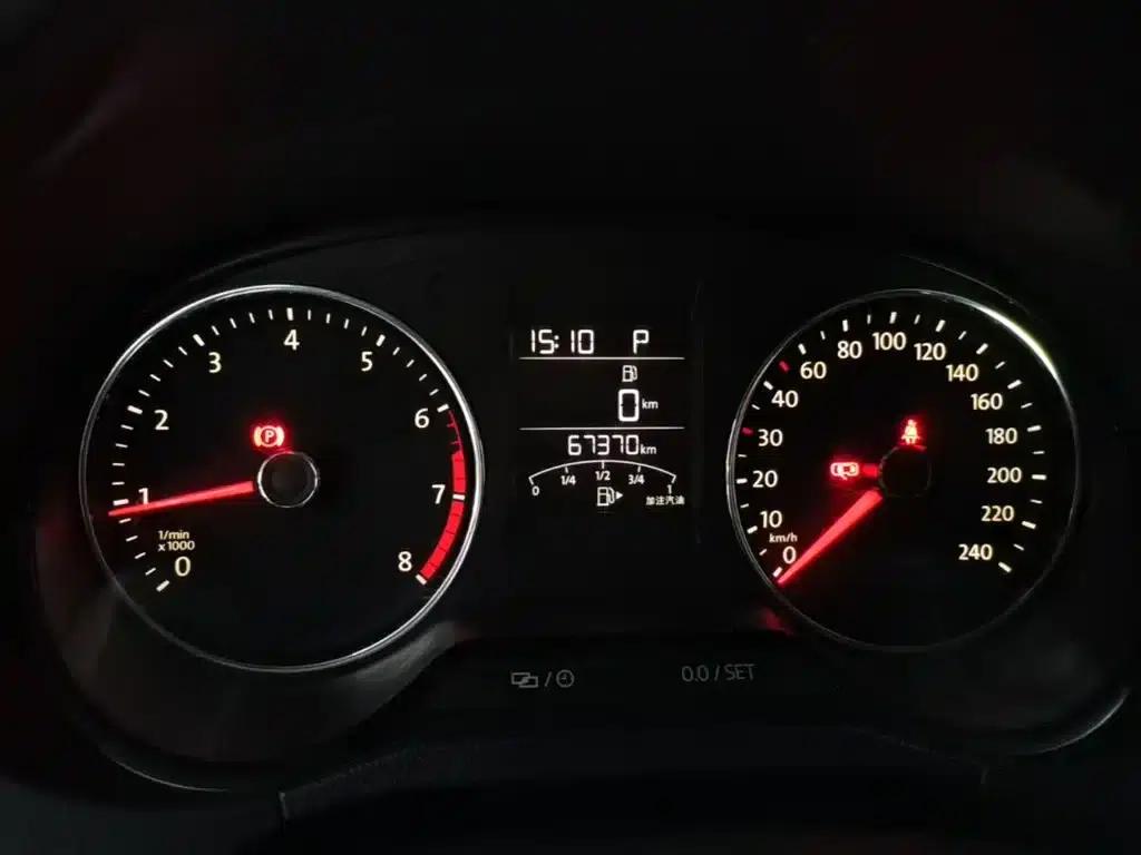 2016 Polo 1.6L Cross Polo Automatic — миниатюра 12