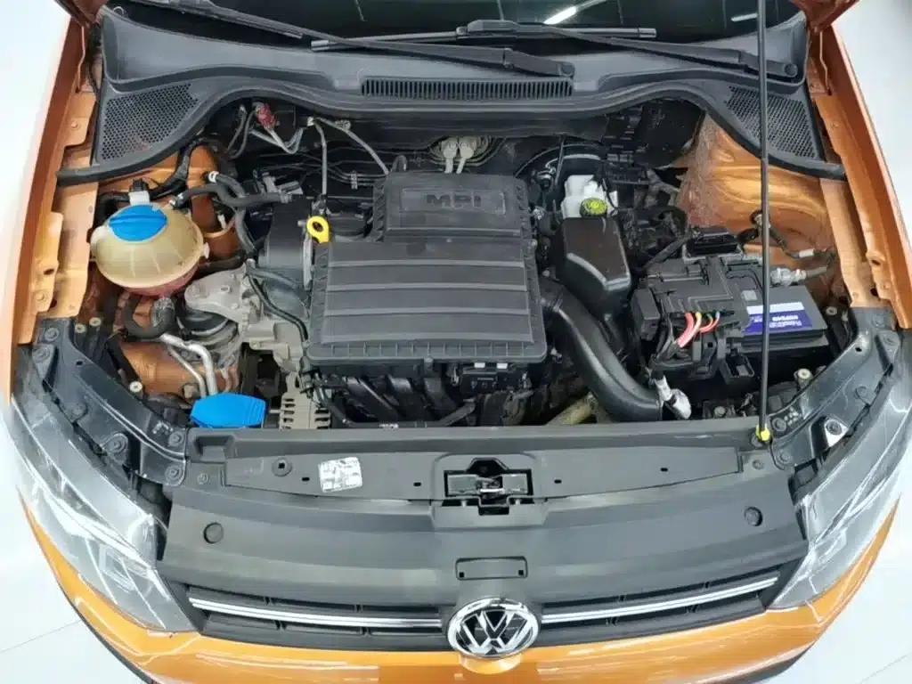 2016 Polo 1.6L Cross Polo Automatic — миниатюра 20