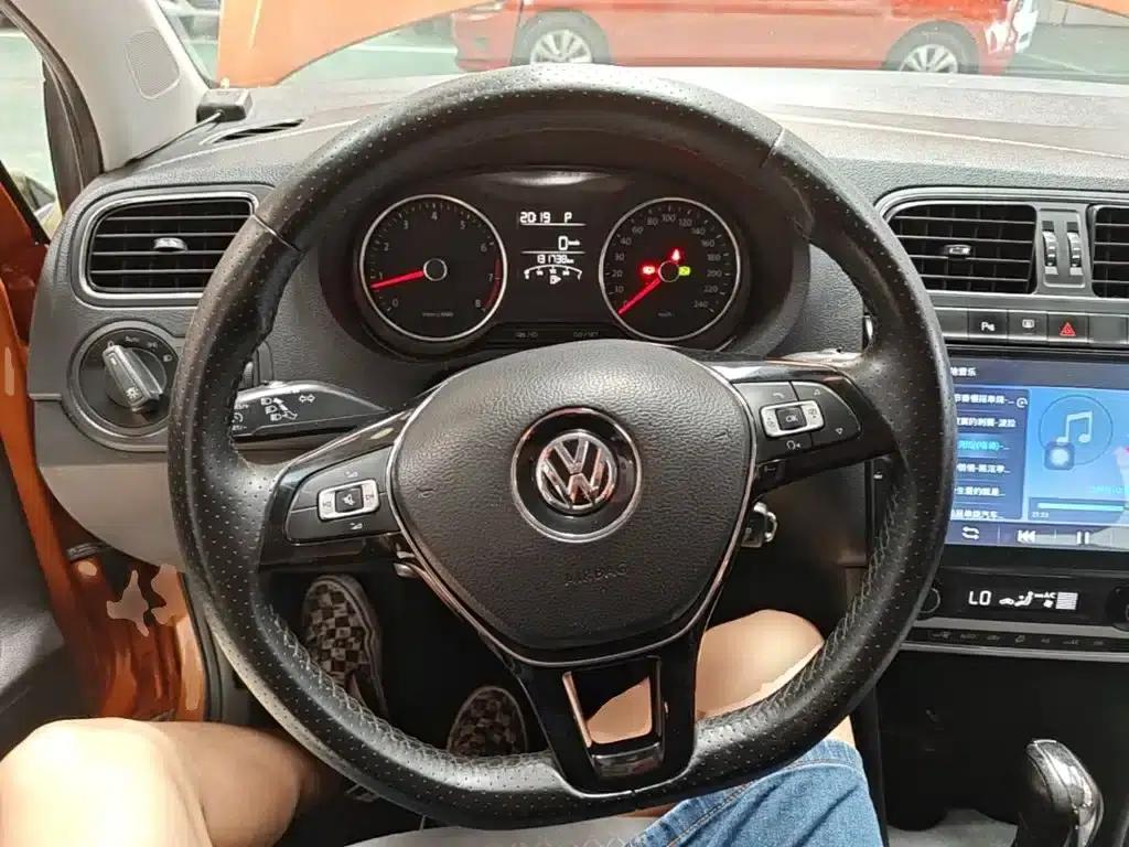 2014 Polo 1.6L Cross Polo Automatic — миниатюра 11
