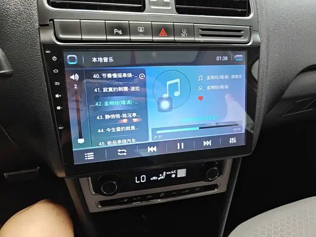 2014 Polo 1.6L Cross Polo Automatic — миниатюра 13