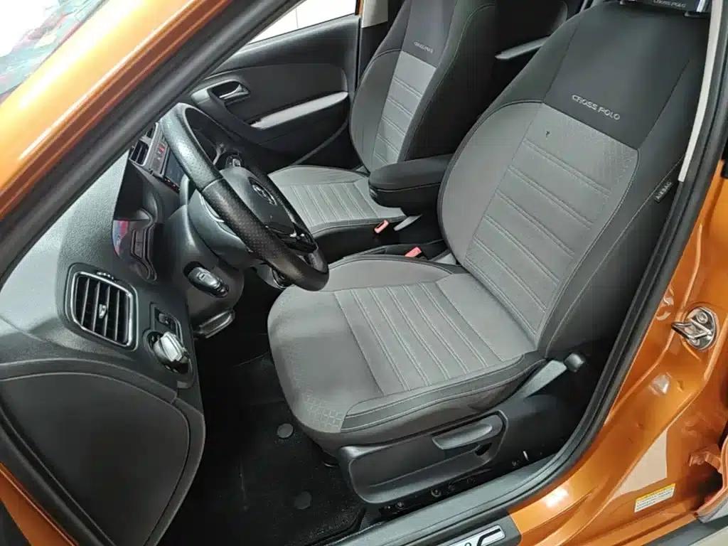 2014 Polo 1.6L Cross Polo Automatic — миниатюра 15