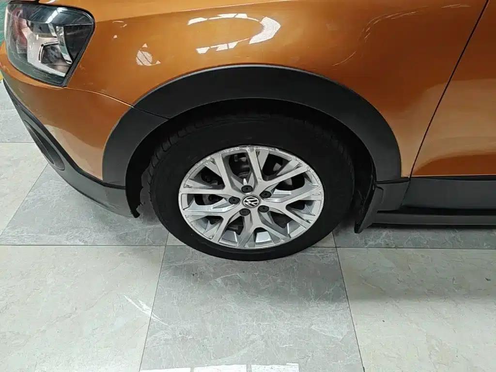 2014 Polo 1.6L Cross Polo Automatic — миниатюра 23