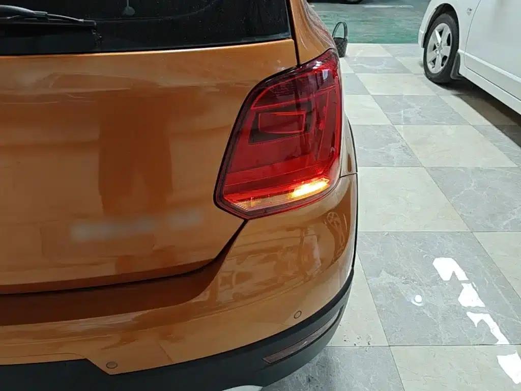 2014 Polo 1.6L Cross Polo Automatic — миниатюра 8