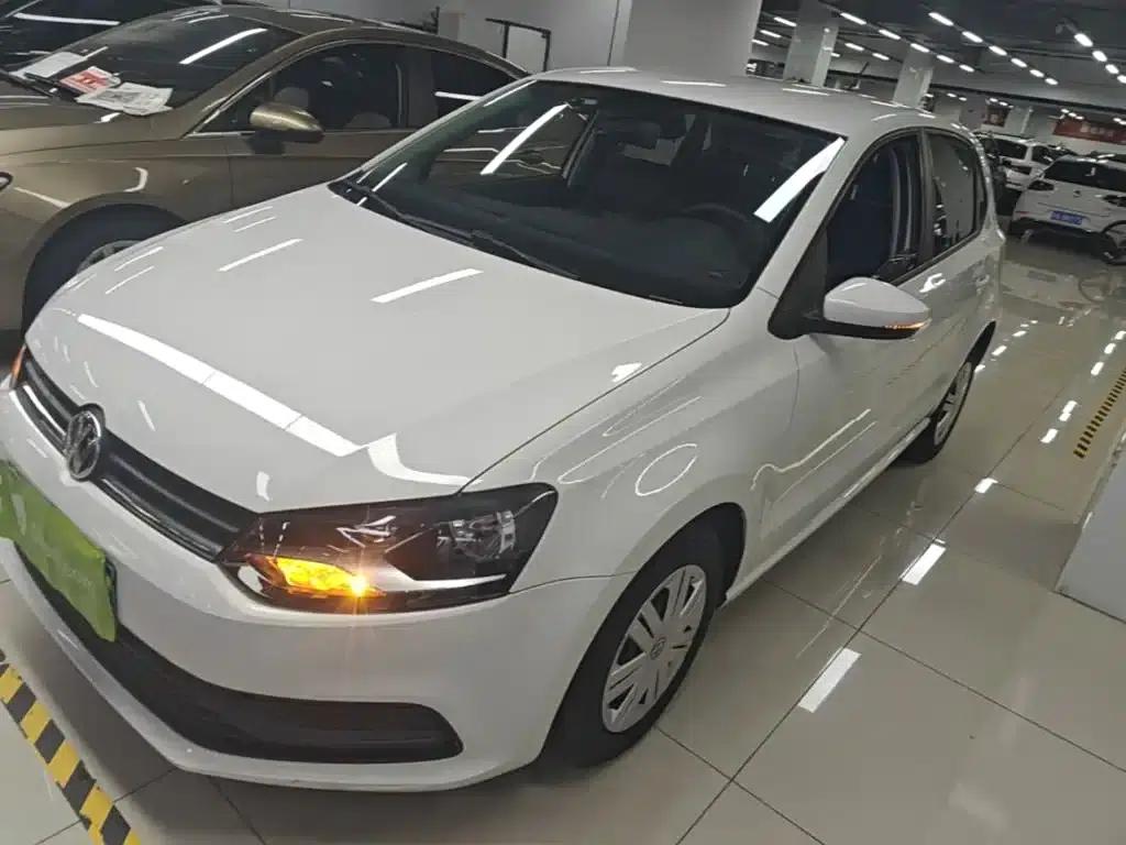 2018 Polo 1.5L Automatic Comfort Edition — миниатюра 1