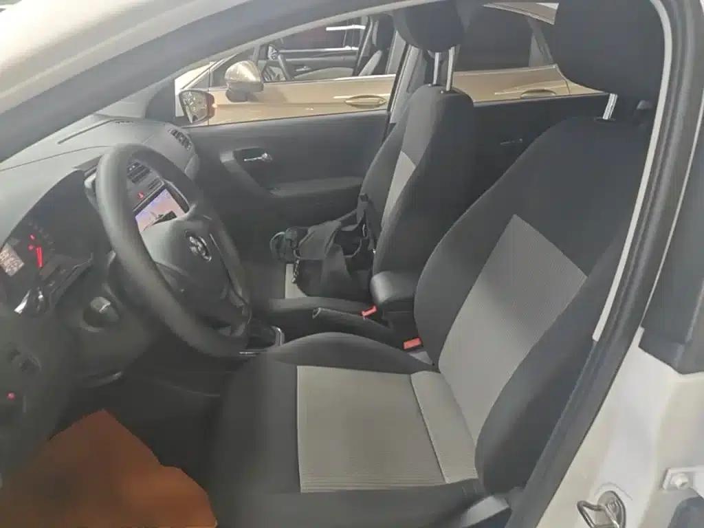 2018 Polo 1.5L Automatic Comfort Edition — миниатюра 15