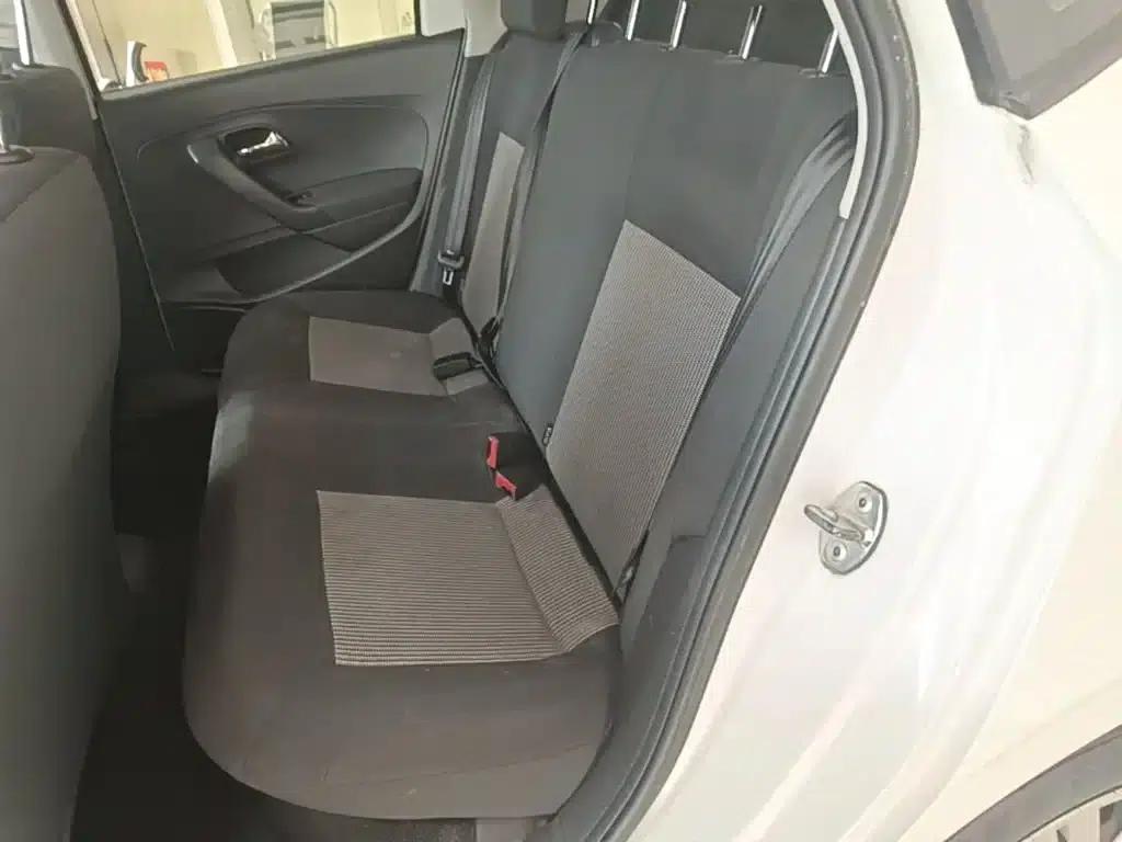 2016 Polo 1.4L Automatic Fashion Edition — миниатюра 17