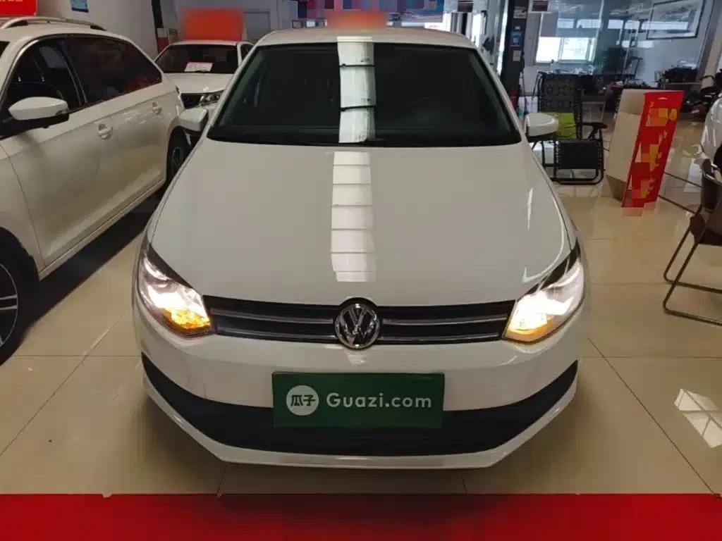 2016 Polo 1.4L Automatic Fashion Edition — миниатюра 3