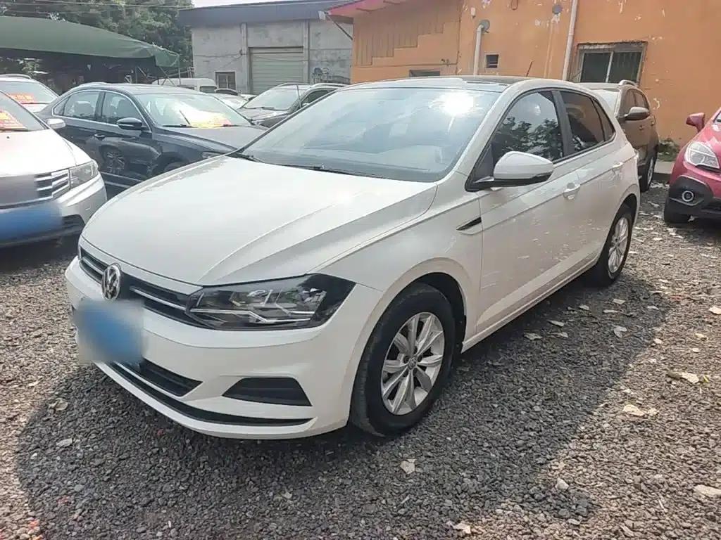 2019 Polo Plus 1.5L Automatic Colorful Technology Edition — миниатюра 2