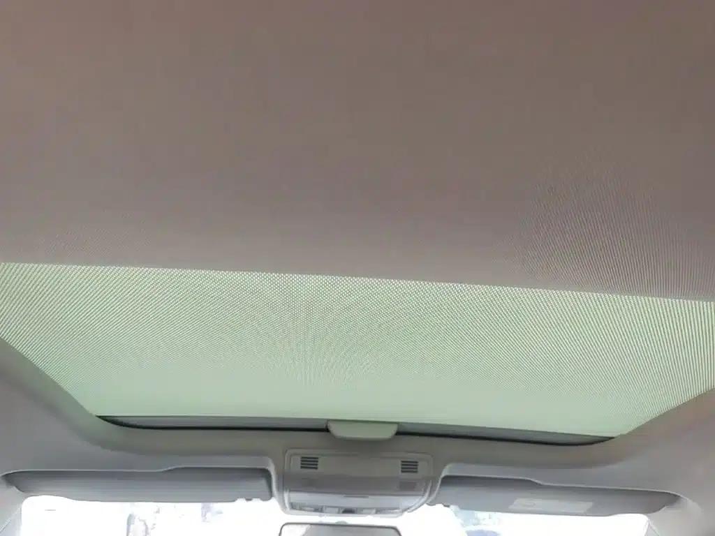 2019 Polo Plus 1.5L Automatic Colorful Technology Edition — миниатюра 18