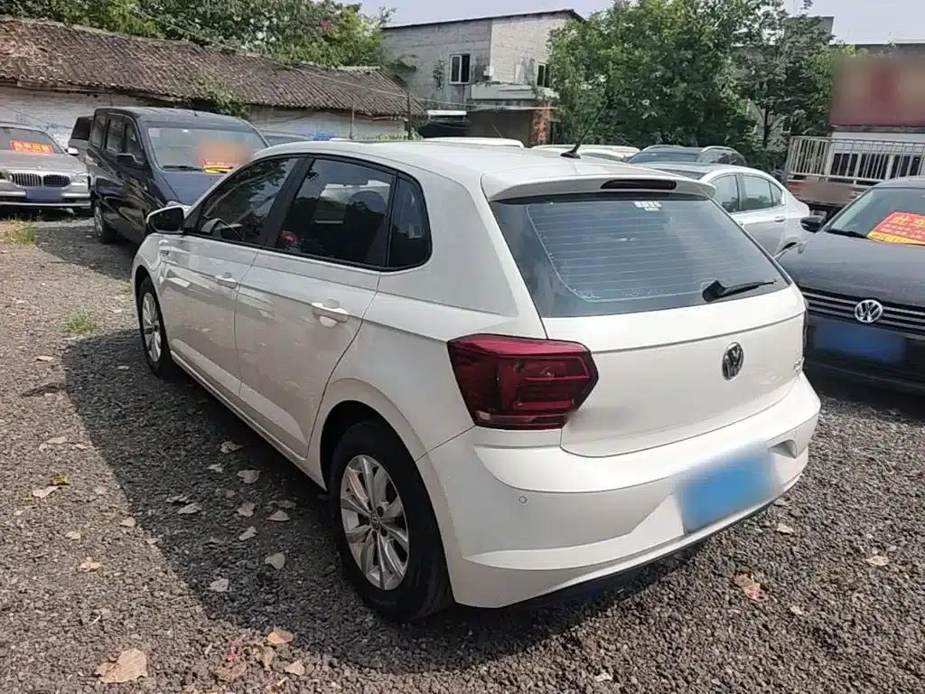 2019 Polo Plus 1.5L Automatic Colorful Technology Edition — миниатюра 5