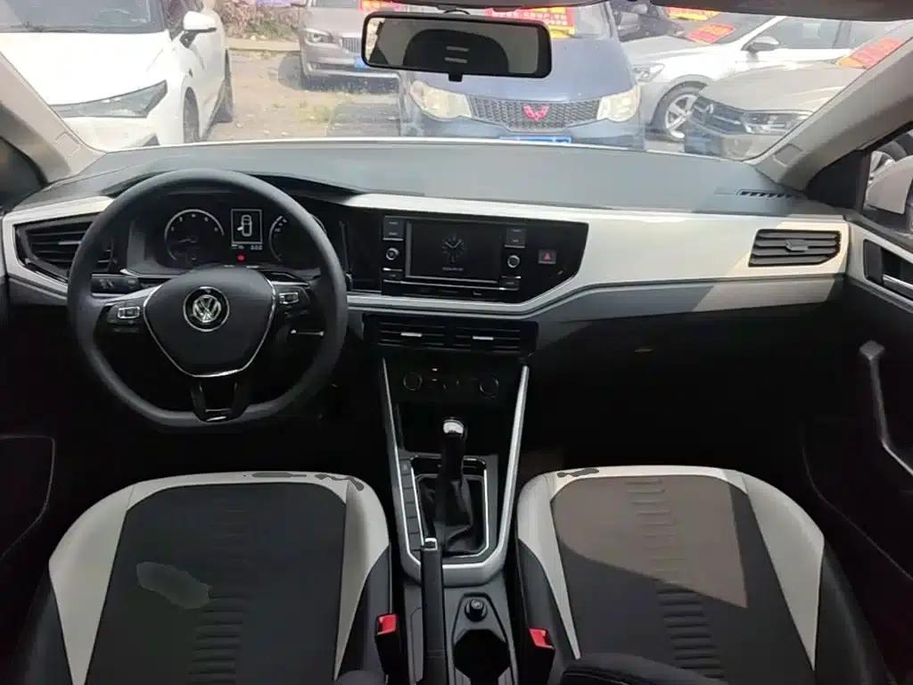 2019 Polo Plus 1.5L Automatic Colorful Technology Edition — миниатюра 10