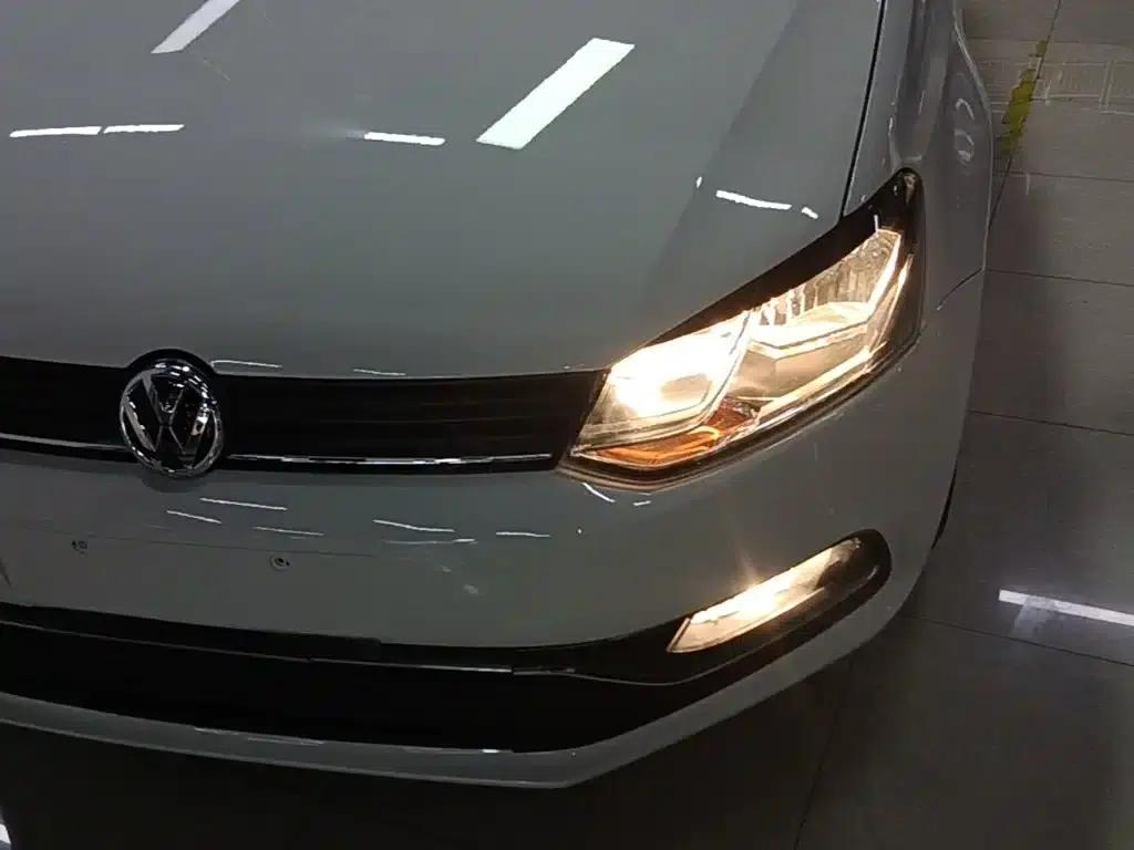 2018 Polo 1.5L Automatic Comfort Edition — миниатюра 24