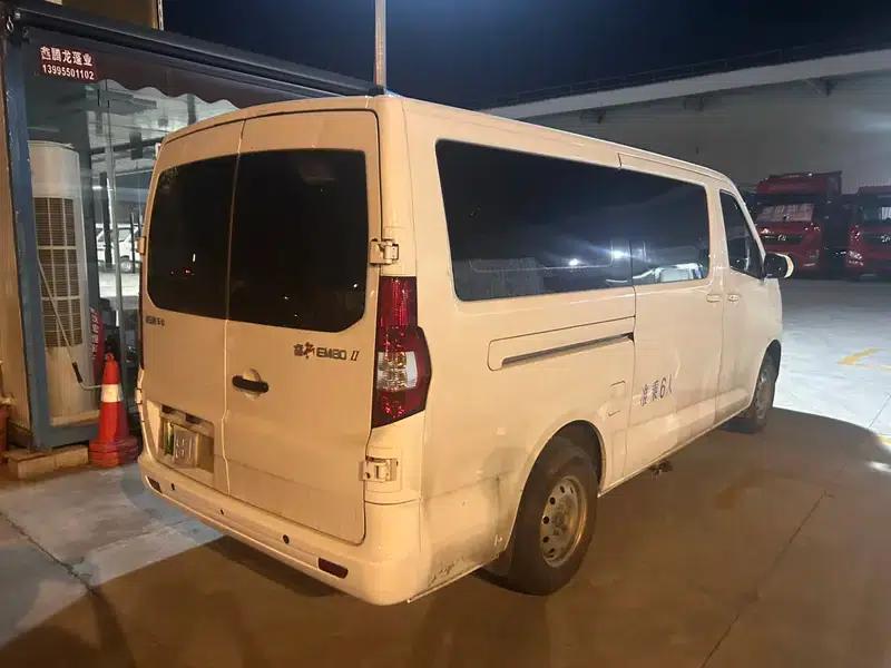 Ruixing EM80 2024 Comfort Model, Hatchback Door, 6 Seats, 270km Range, 41.86kWh — миниатюра 6