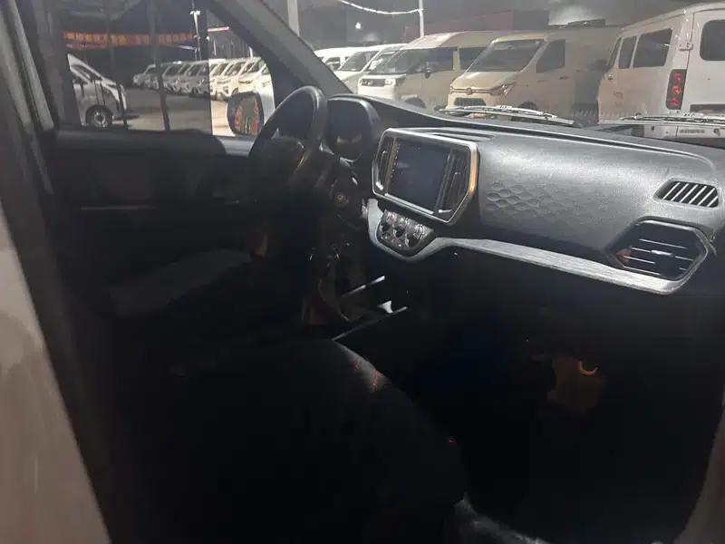 Ruixing EM80 2024 Comfort Model, Hatchback Door, 6 Seats, 270km Range, 41.86kWh — миниатюра 8
