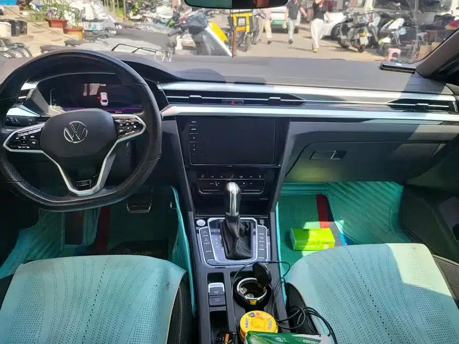 FAW-Volkswagen CC 2023 380TSI Striking Edition — миниатюра 12