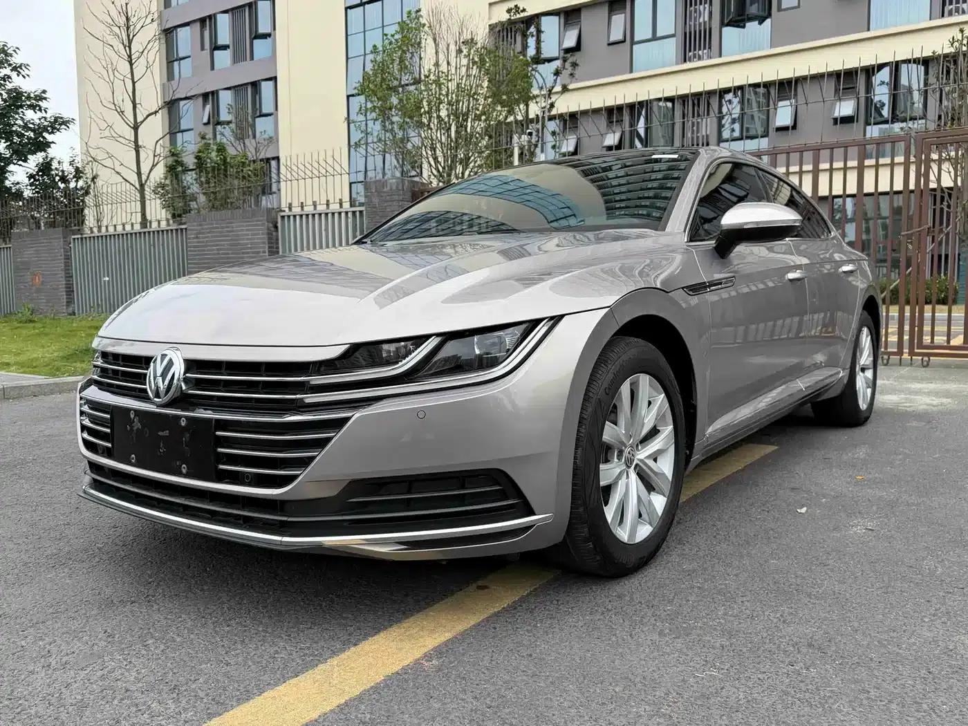 FAW-Volkswagen CC 2019 330TSI Huayan Edition (National V Emission Standard) — миниатюра 1