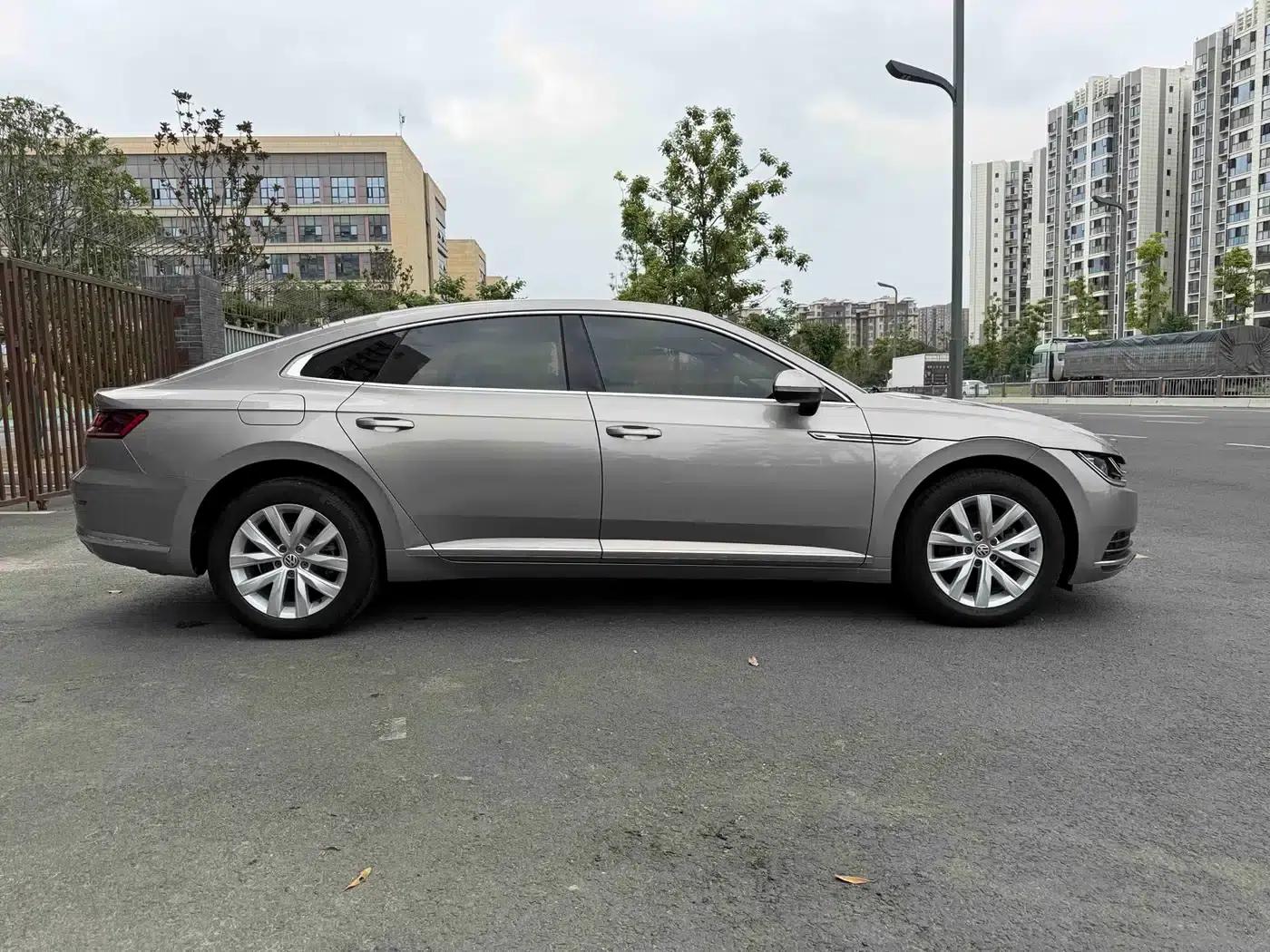 FAW-Volkswagen CC 2019 330TSI Huayan Edition (National V Emission Standard) — миниатюра 13