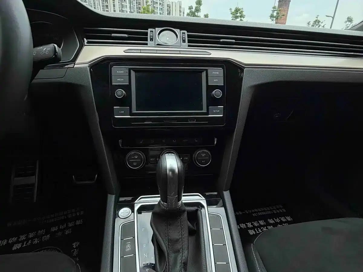 FAW-Volkswagen CC 2019 330TSI Huayan Edition (National V Emission Standard) — миниатюра 5