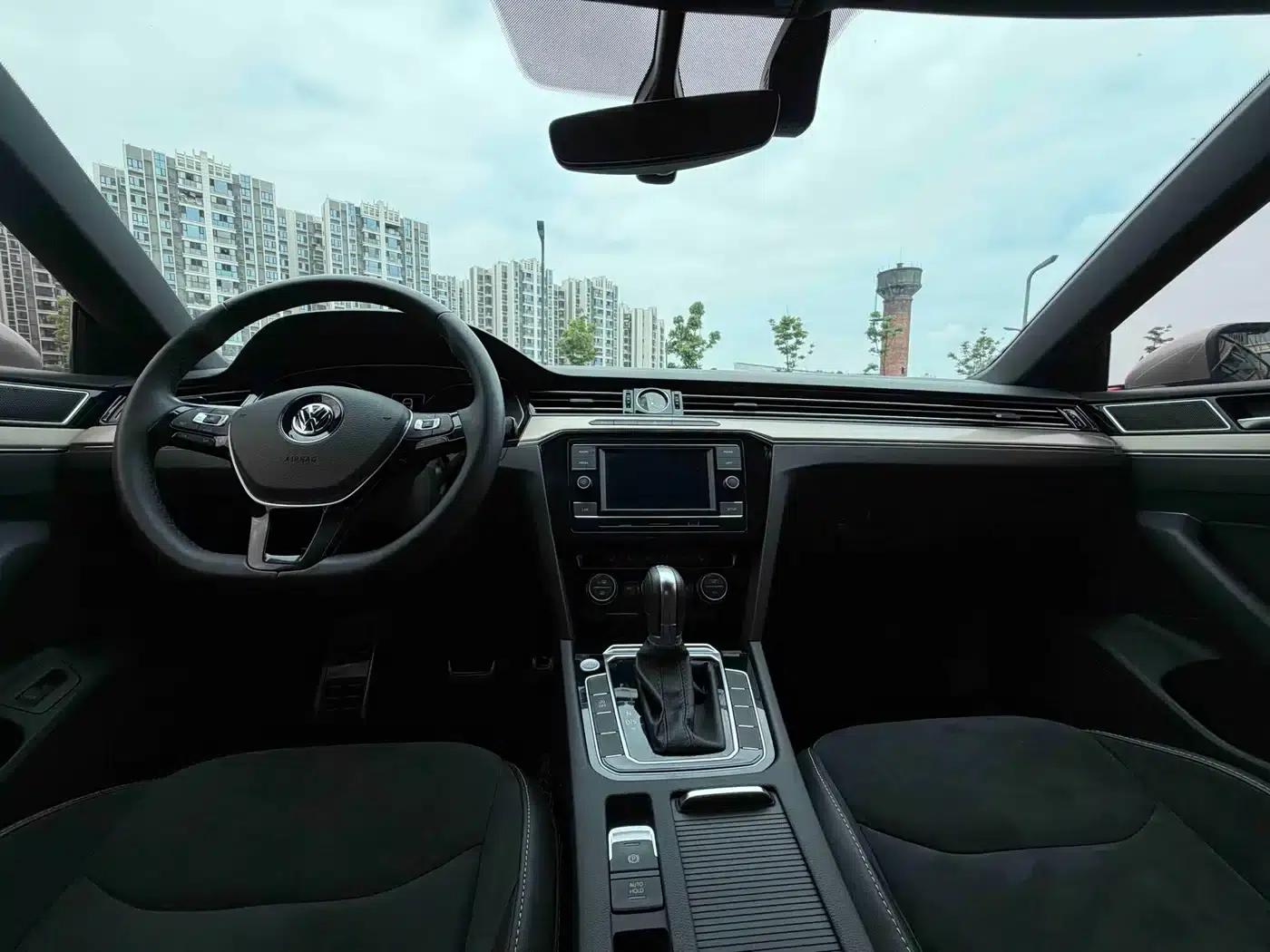 FAW-Volkswagen CC 2019 330TSI Huayan Edition (National V Emission Standard) — миниатюра 7