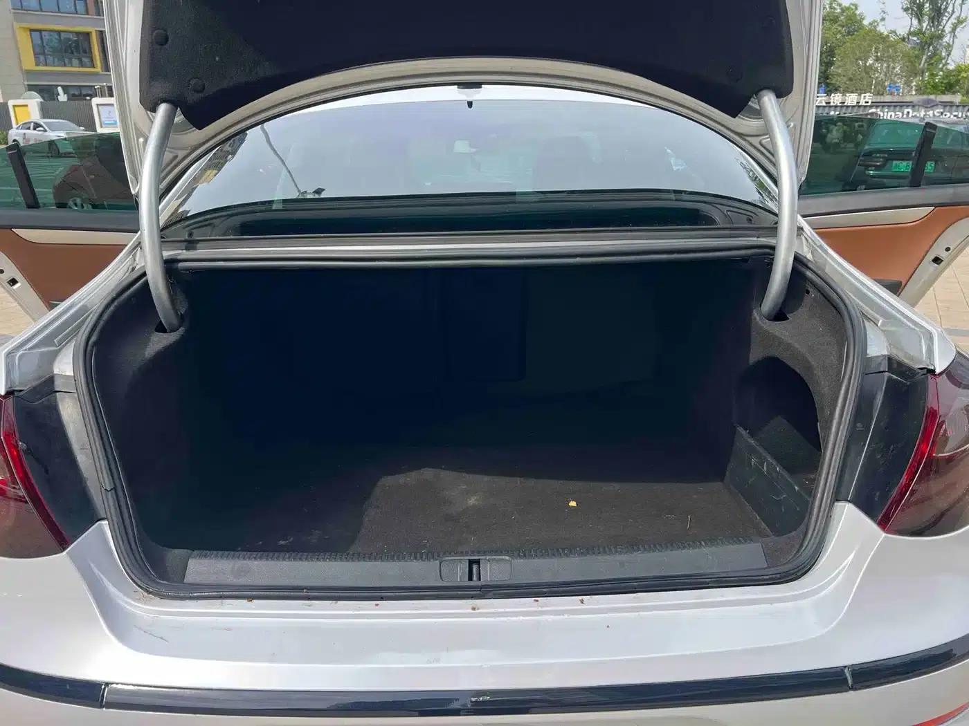 FAW-Volkswagen CC 2011 1.8TSI Luxury Edition — миниатюра 15