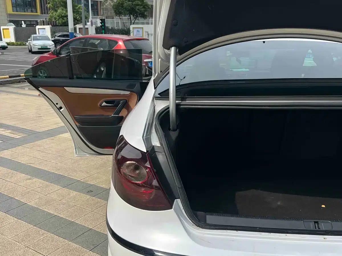 FAW-Volkswagen CC 2011 1.8TSI Luxury Edition — миниатюра 16
