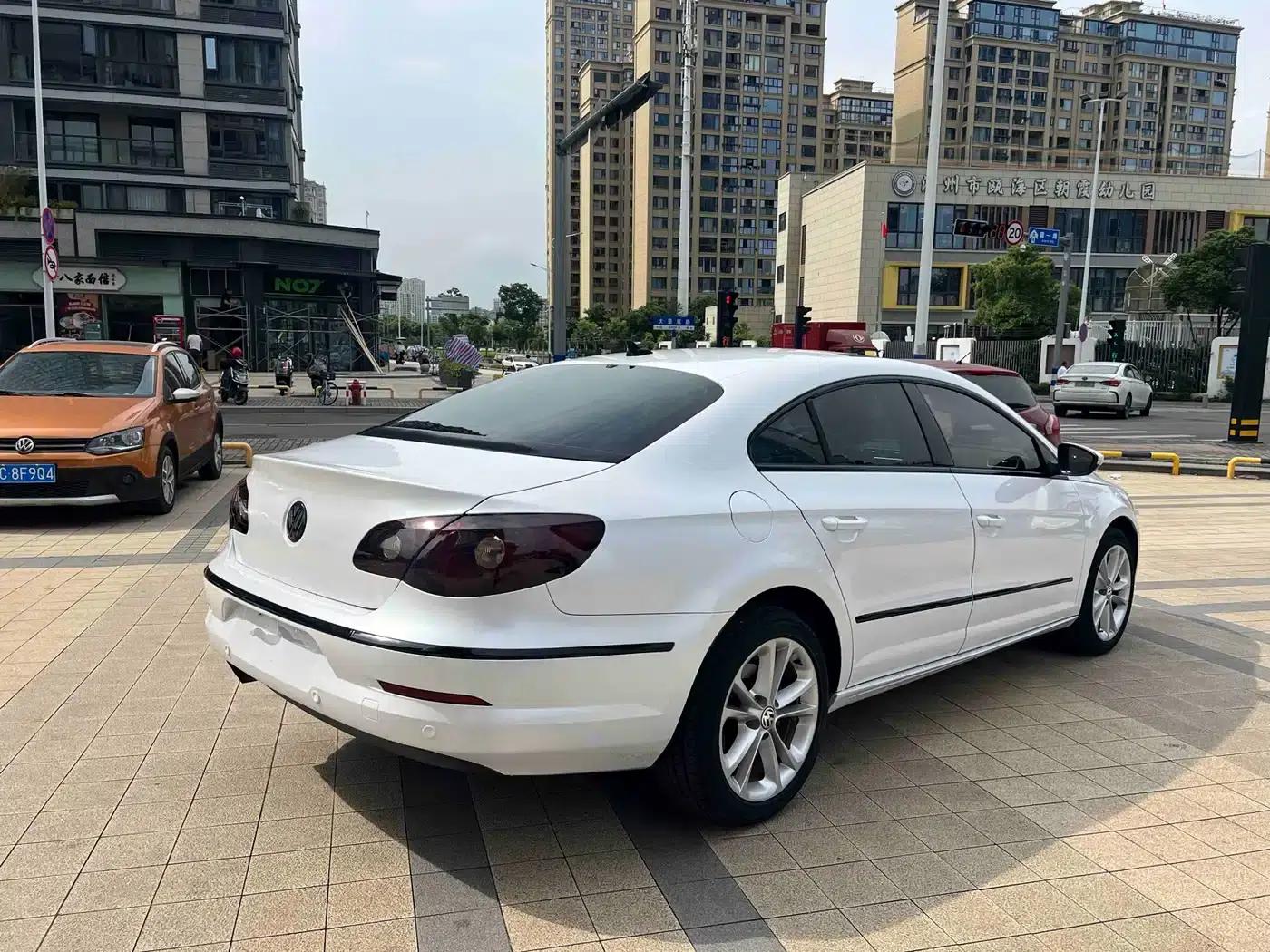 FAW-Volkswagen CC 2011 1.8TSI Luxury Edition — миниатюра 18