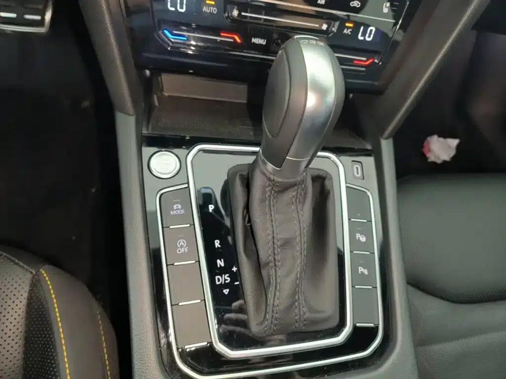 FAW-Volkswagen CC 2025 Facelift 380TSI - Eye-Catching Edition — миниатюра 14