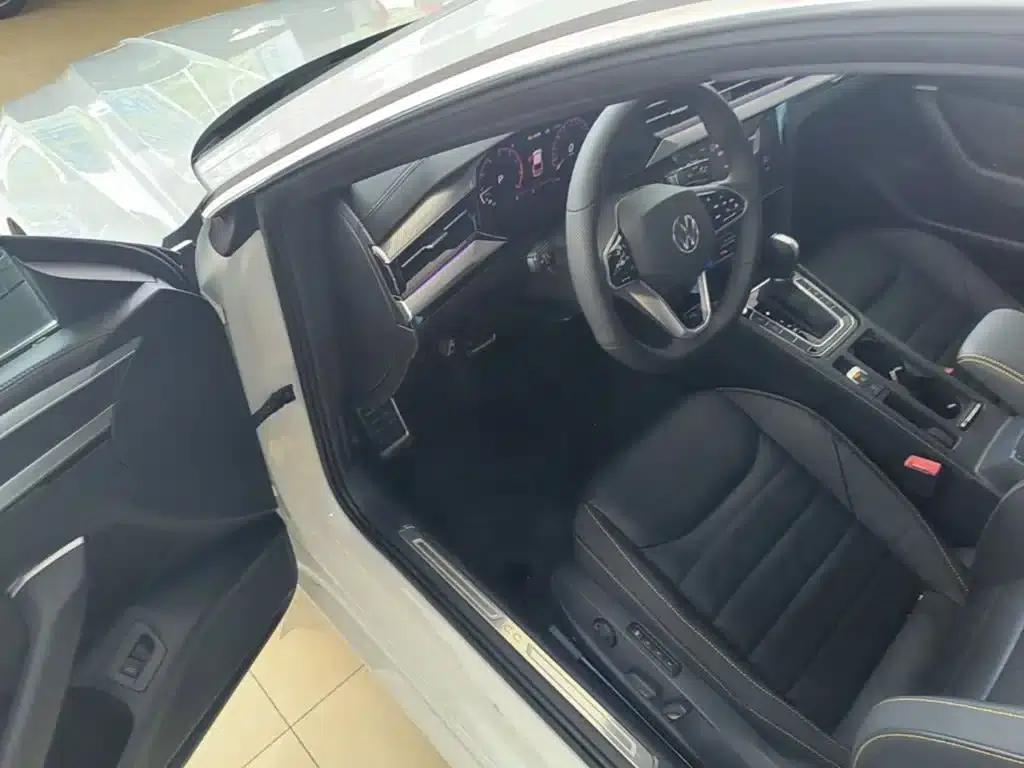 FAW-Volkswagen CC 2025 Facelift 380TSI - Eye-Catching Edition — миниатюра 16