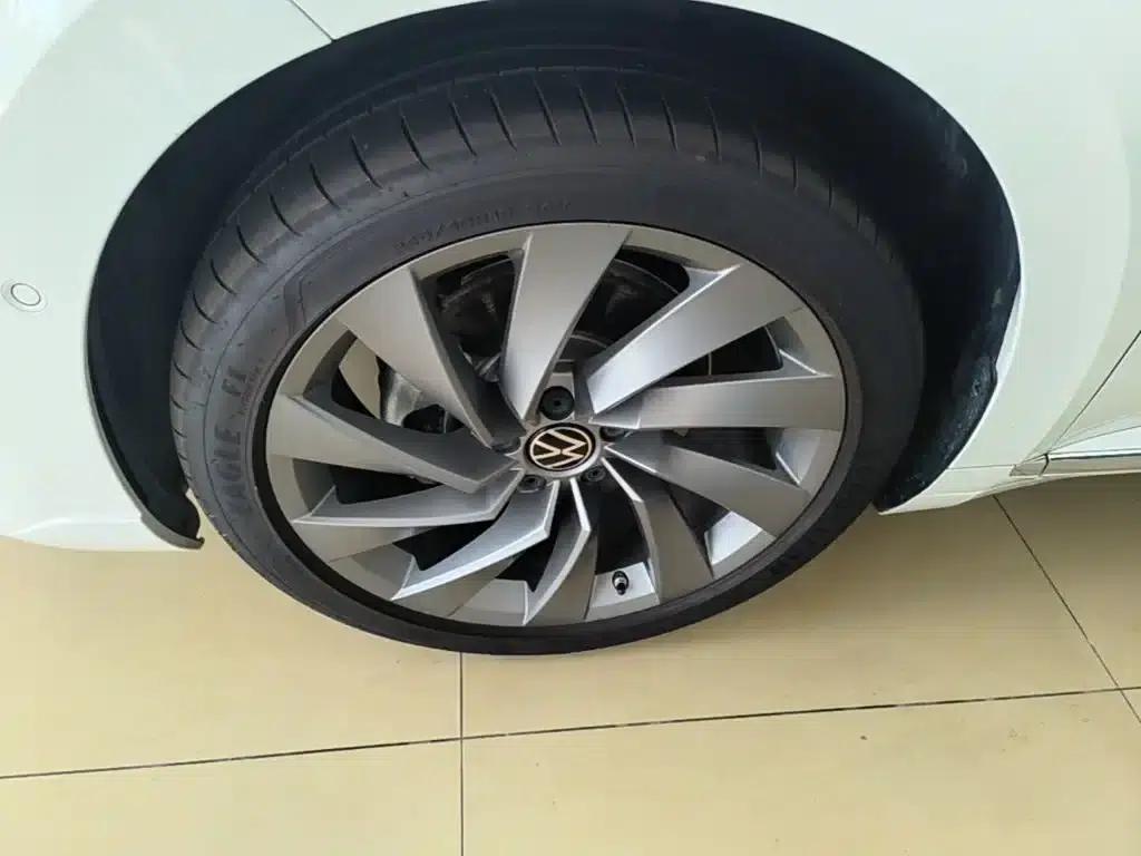 FAW-Volkswagen CC 2025 Facelift 380TSI - Eye-Catching Edition — миниатюра 23