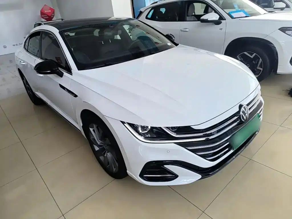FAW-Volkswagen CC 2025 Facelift 380TSI - Eye-Catching Edition — миниатюра 4