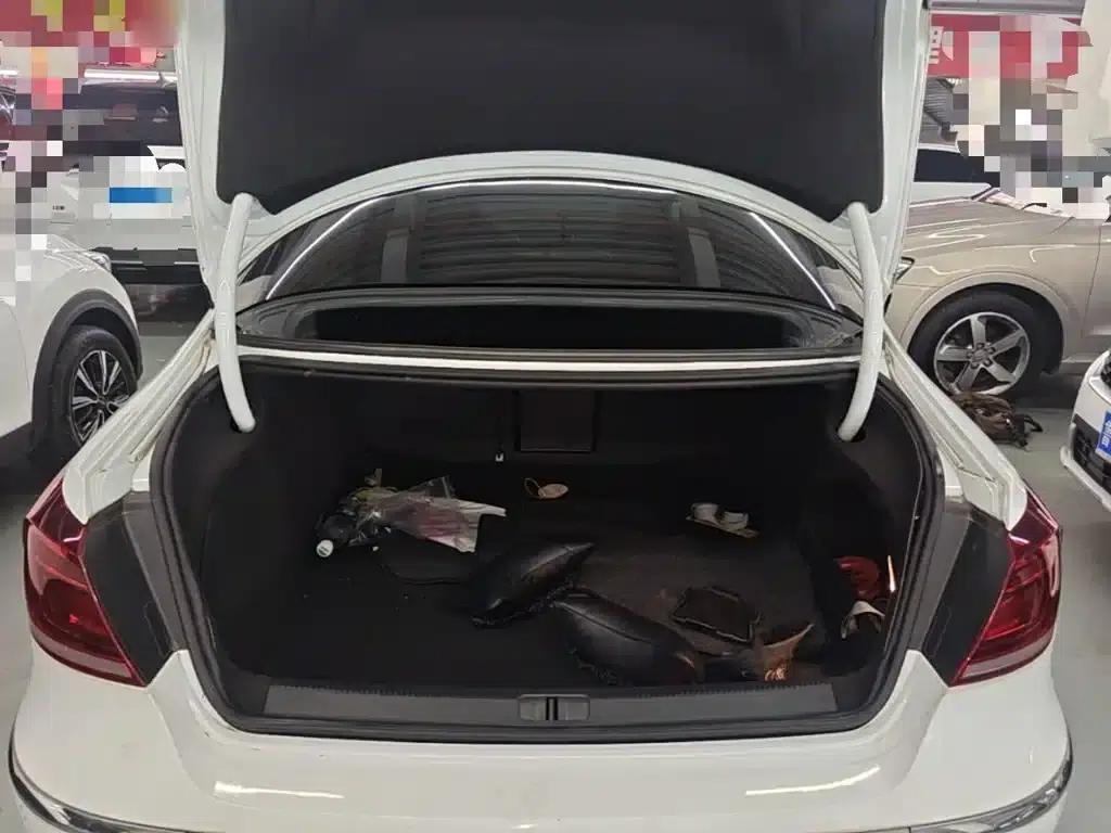 FAW-Volkswagen CC 2016 1.8TSI Luxury Edition — миниатюра 19