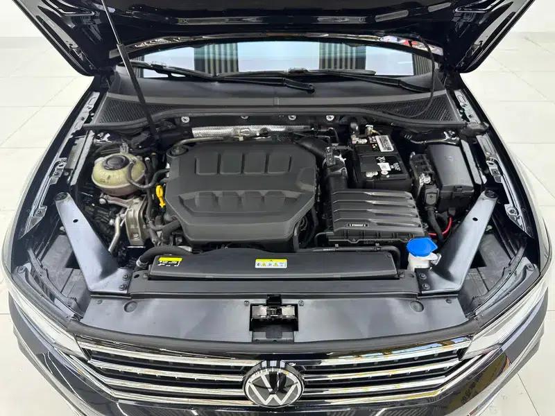 Volkswagen Magotan 2023 2 Millionth Unit Commemorative Edition 330TSI DSG Luxury — миниатюра 10