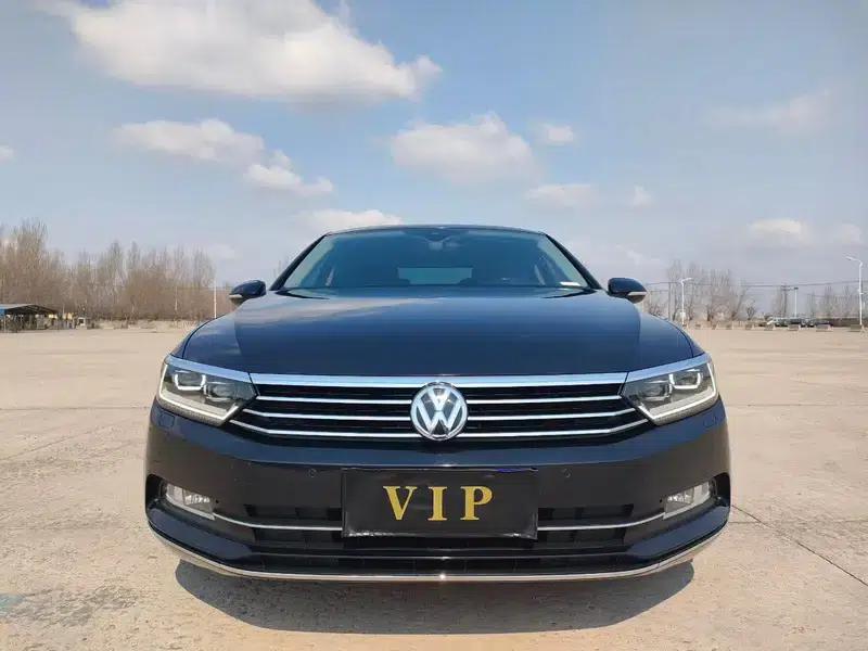 2018 Volkswagen Passat 330TSI DSG Premium — миниатюра 2