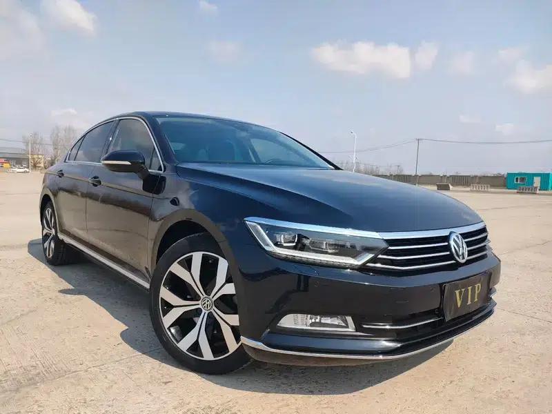 2018 Volkswagen Passat 330TSI DSG Premium — миниатюра 3
