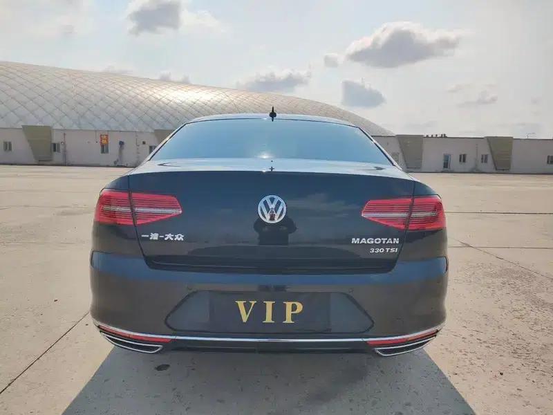 2018 Volkswagen Passat 330TSI DSG Premium — миниатюра 5