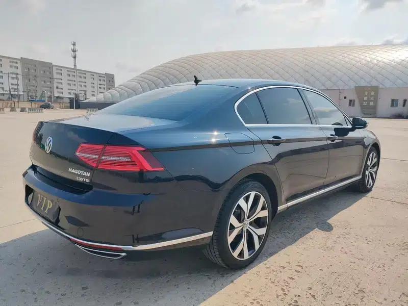 2018 Volkswagen Passat 330TSI DSG Premium — миниатюра 6