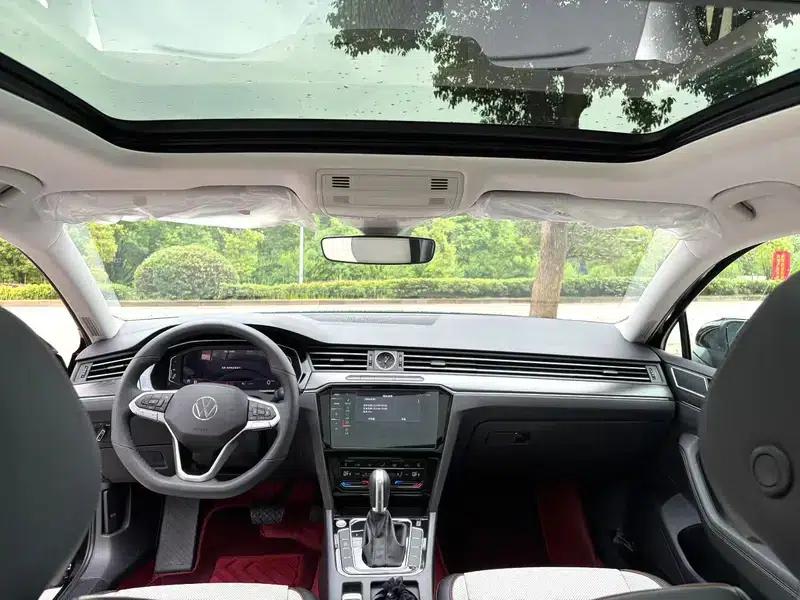 2026 Volkswagen Magotan 30 Million Unit Selection Edition 380TSI DSG Luxury — миниатюра 4