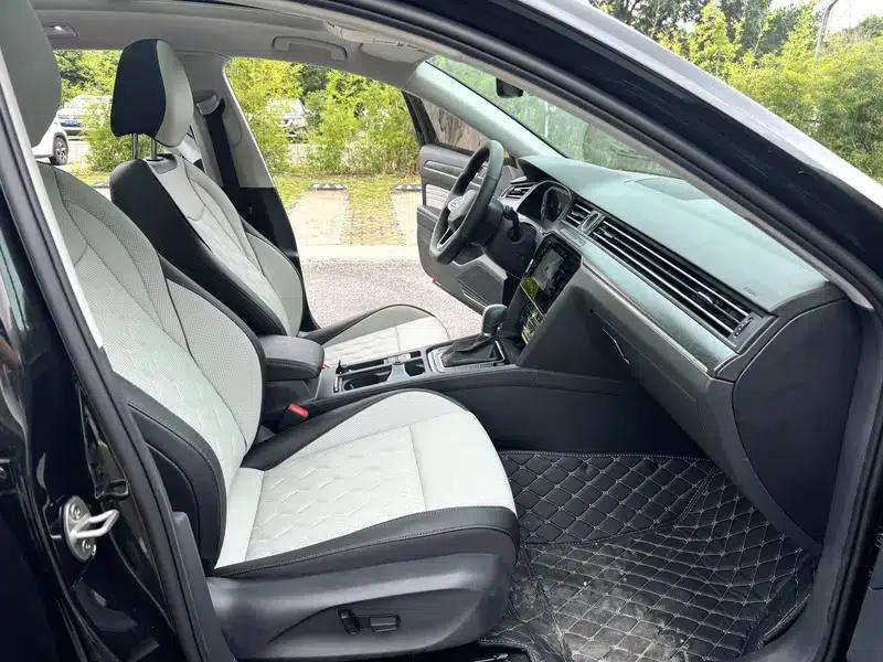 2026 Volkswagen Magotan 30 Million Unit Selection Edition 380TSI DSG Luxury — миниатюра 8