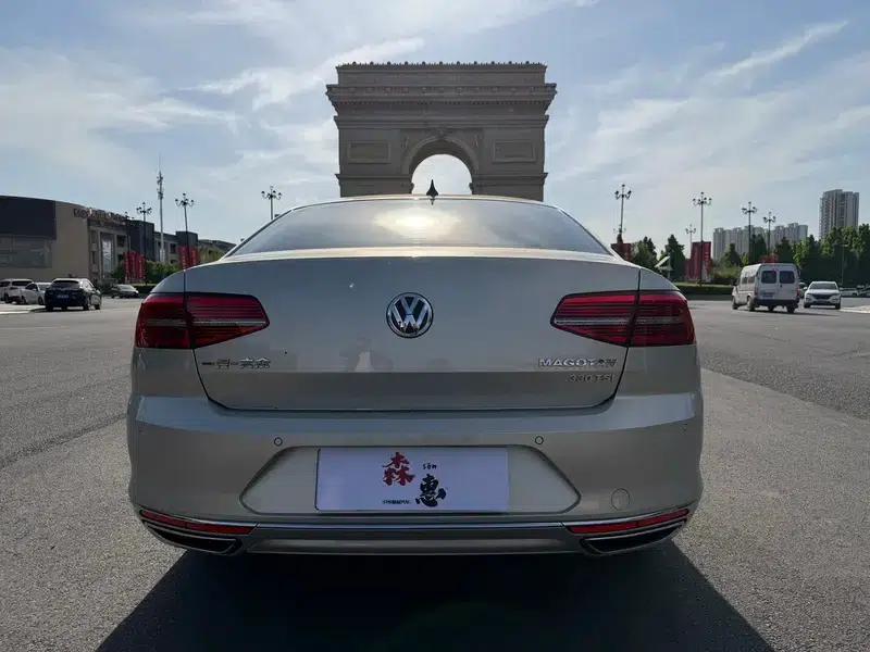 2018 Volkswagen Magotan 330TSI DSG Luxury — миниатюра 5