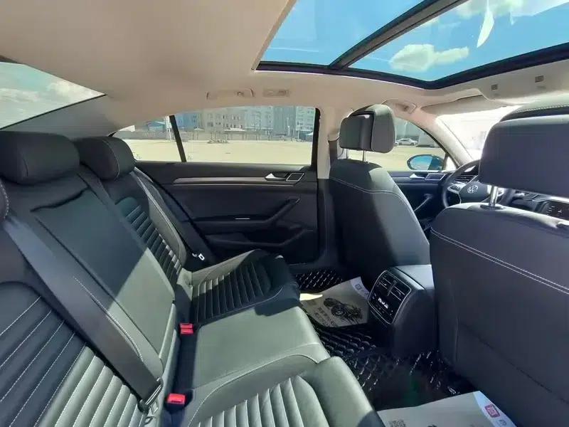 Volkswagen Passat 2021 330TSI DSG 30th Anniversary Edition — миниатюра 9