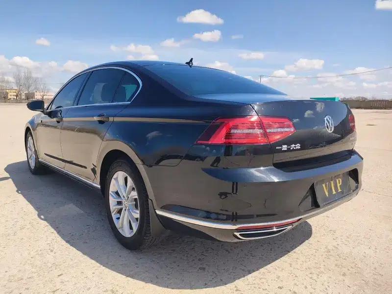 2019 Volkswagen Magotan 330TSI DSG Luxury Edition (National V Emission Standard) — миниатюра 4
