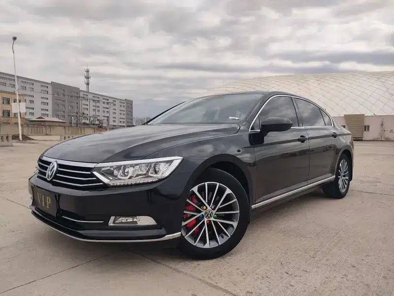2019 Volkswagen Magotan 330TSI DSG Luxury Edition (National V Emission Standard) — миниатюра 1