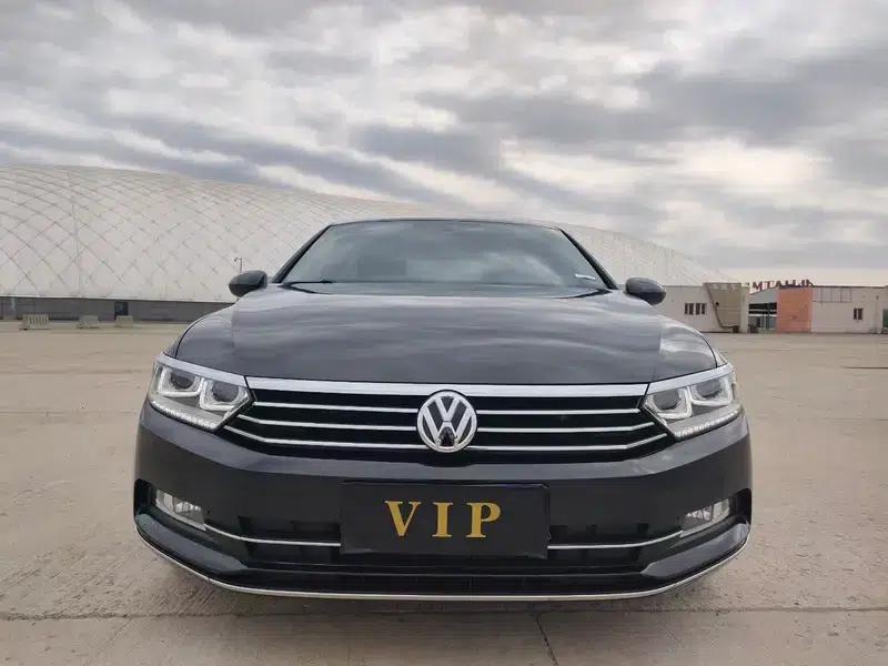 2019 Volkswagen Magotan 330TSI DSG Luxury Edition (National V Emission Standard) — миниатюра 2