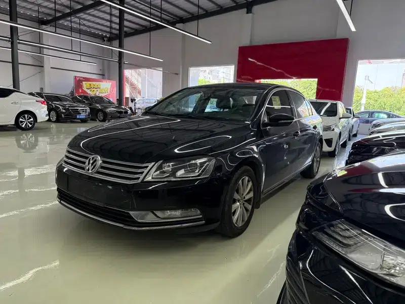 2015 Volkswagen Passat 1.8TSI Luxury — миниатюра 1
