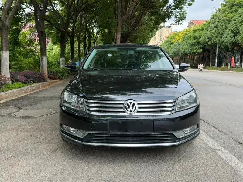 2015 Volkswagen Passat 1.8TSI Leading Edition — миниатюра 2